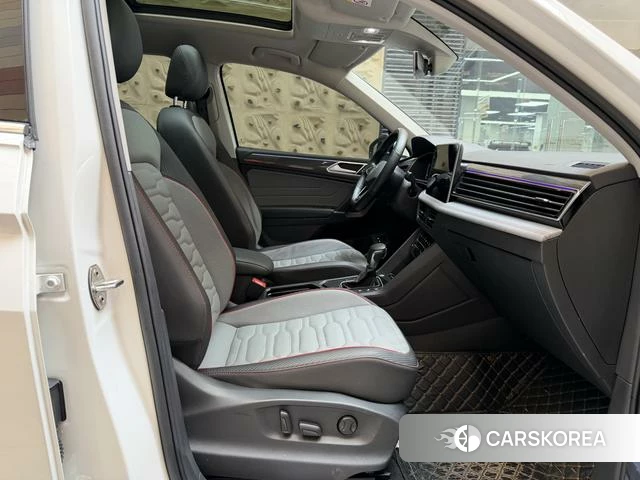 Volkswagen Tiguan L PHEV id 4259708 из Китая 11