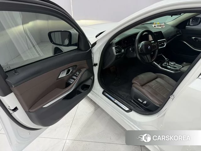 BMW 3 series id 4301725 из Китая 17