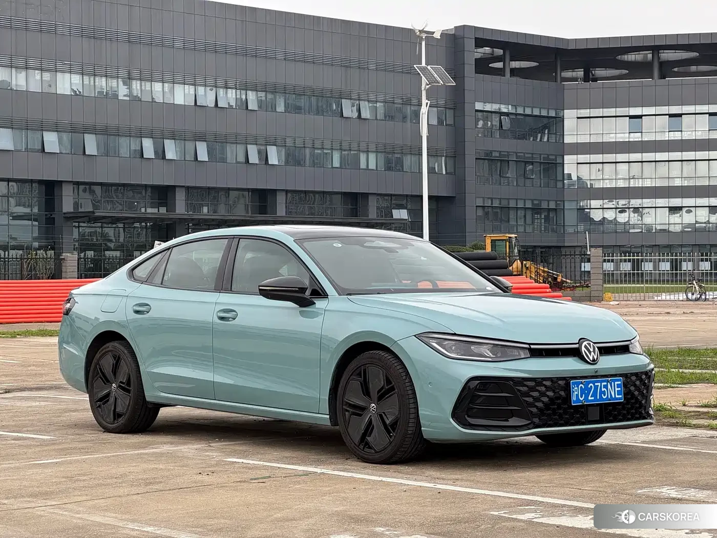 Volkswagen Passat id 4649365 из Китая 7
