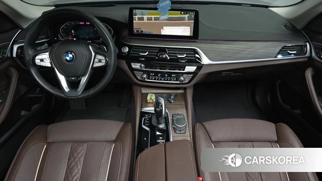 BMW 5 Series (G30) id 3897395 из Кореи 16