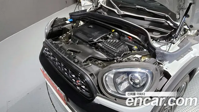 Mini Cooper S Countryman id 2689376 из Кореи 16