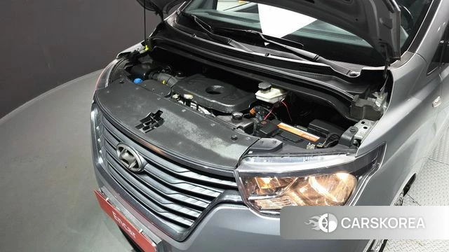Hyundai The New Grand Starex id 4873539 из Кореи 16