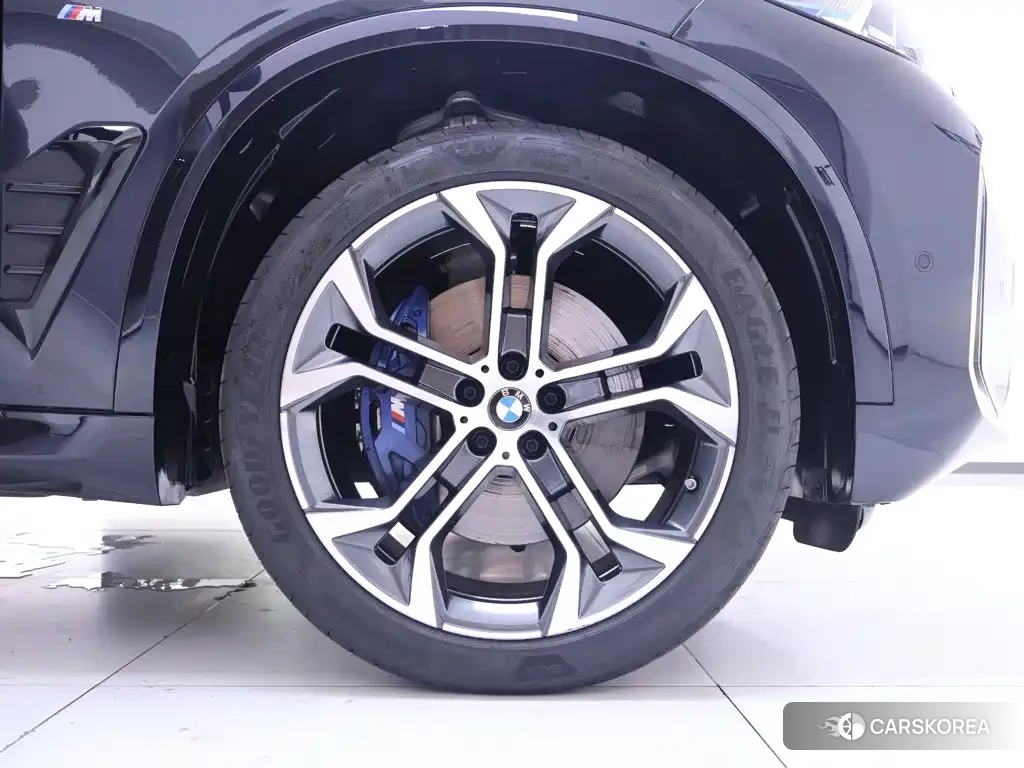 BMW X5 id 4622511 из Китая 23
