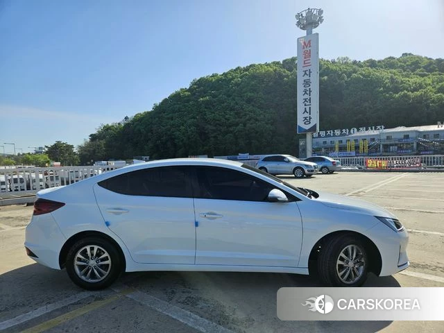 Hyundai The New Avante AD id 4232376 из Кореи 16