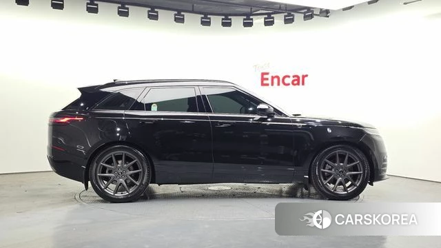 Land Rover Range Rover Velar id 3933626 из Кореи 16
