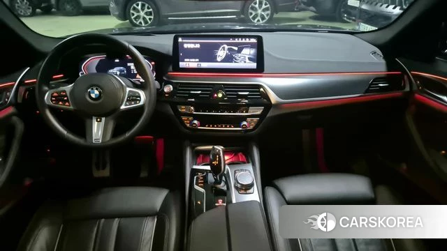 BMW 5 Series (G60) id 3922585 из Кореи 8