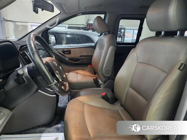 Hyundai The New Grand Starex id 3955828 из Кореи 15