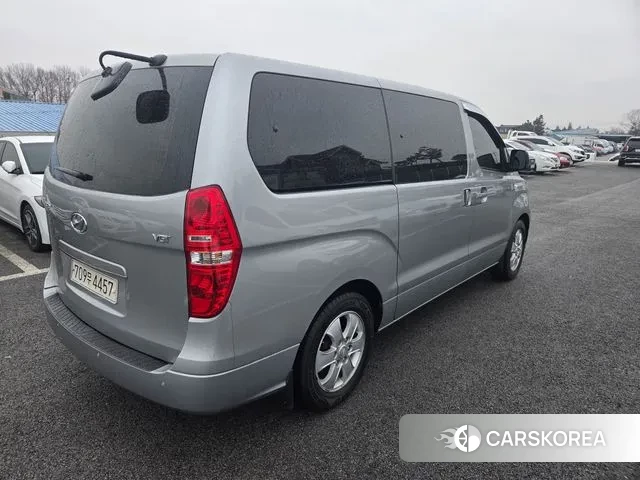 Hyundai The New Grand Starex id 3677464 из Кореи 16
