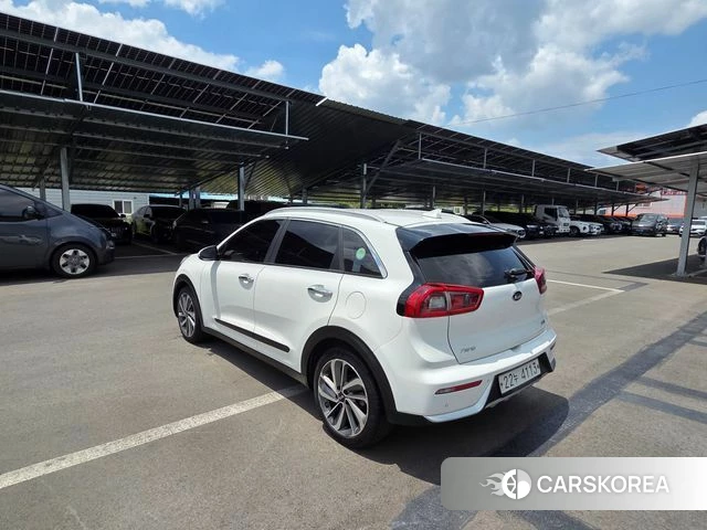 Kia Niro id 4536663 из Кореи 16