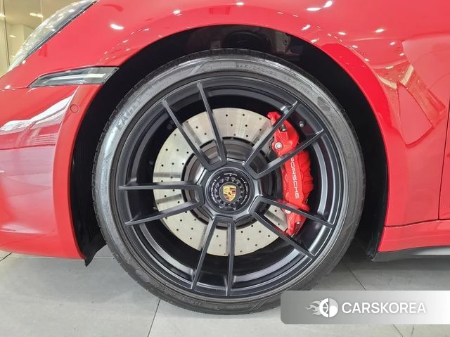 Porsche 911(992) id 3839374 из Кореи 16