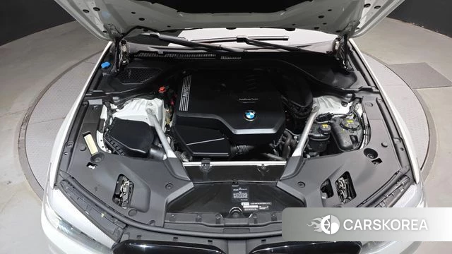 BMW 5 Series (G30) id 4770115 из Кореи 27