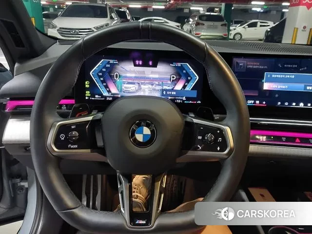 BMW 5 Series (G60) id 3512178 из Кореи 11