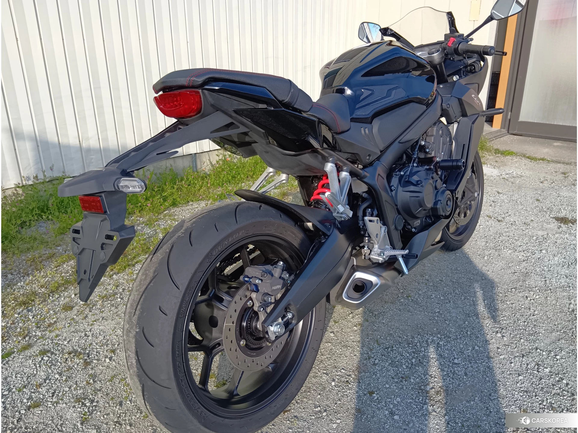 Проданный Honda CBR650R id 4184932 из Японии, фото 18