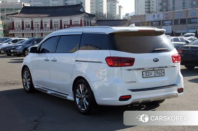 Kia The New Carnival id 3651419 из Кореи 15