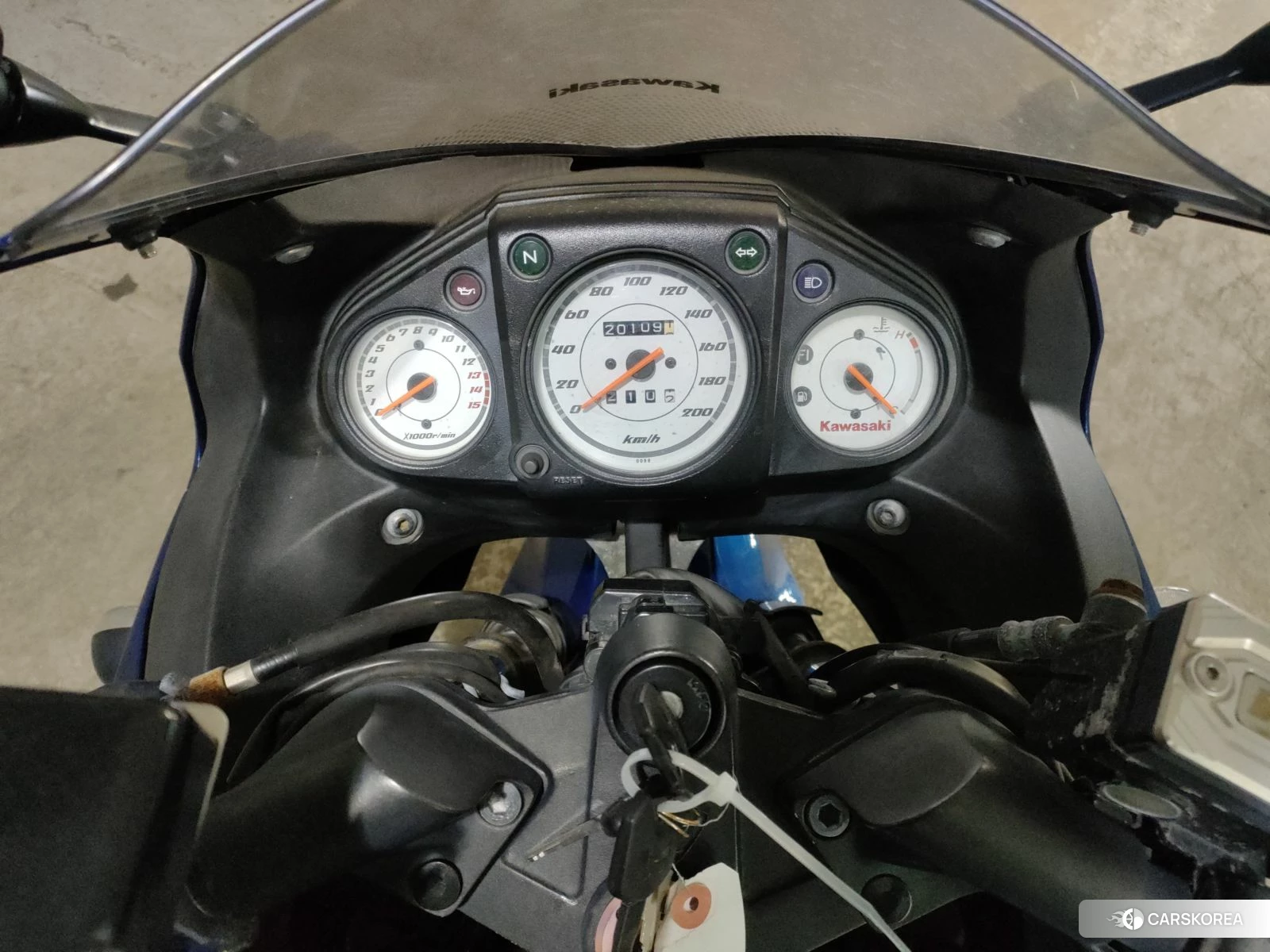 Kawasaki NINJA 250R id 3947293 из Японии 6