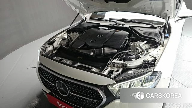 Mercedes-Benz E-Class W214 id 4421753 из Кореи 26