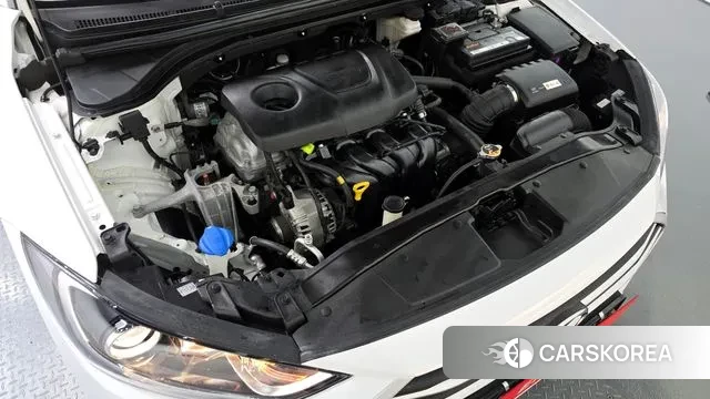 Hyundai Avante AD id 3336635 из Кореи 16