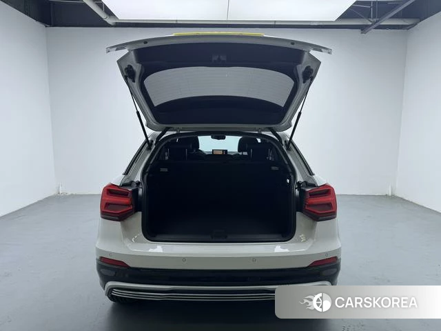 Audi Q2L e-tron id 4359182 из Китая 16