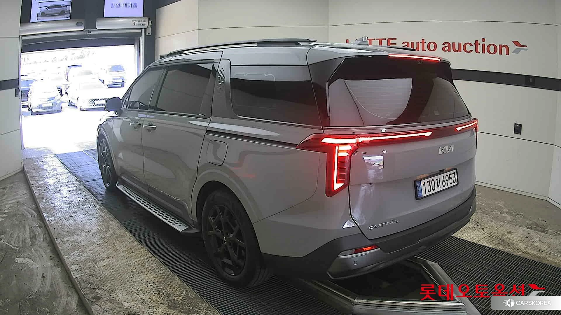 Kia Carnival id 3882084 из Кореи 33