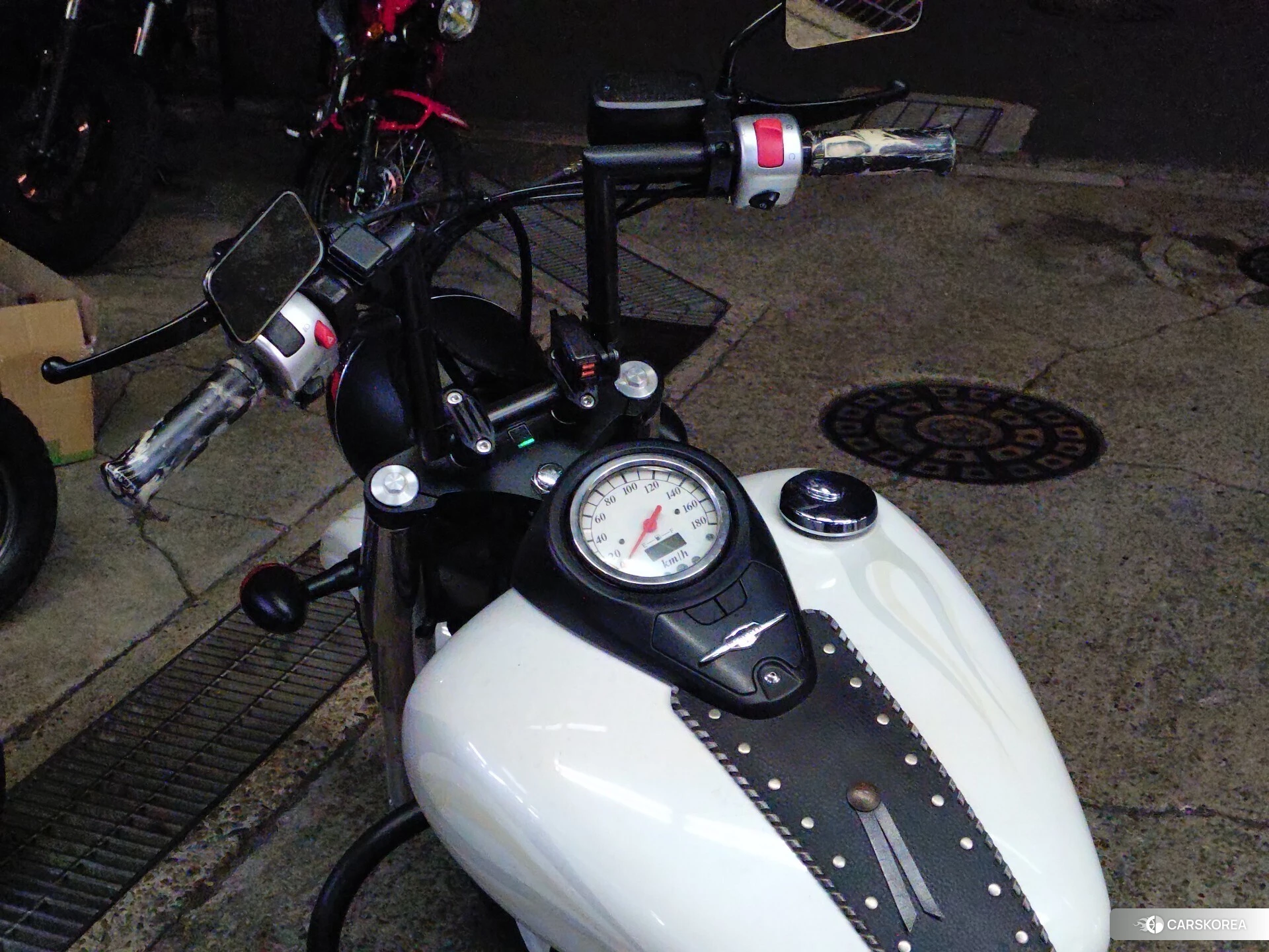 Suzuki INTRUDER 400 CLASSIC id 4373678 из Японии 6