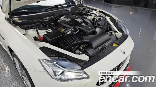 Maserati Quattroporte id 2429827 из Кореи 16