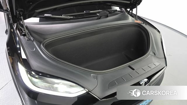 Tesla Model X id 3902690 из Кореи 16