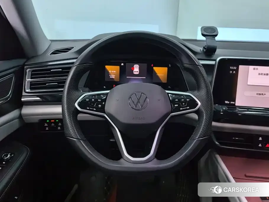 Volkswagen Touareg id 4600657 из Китая 12