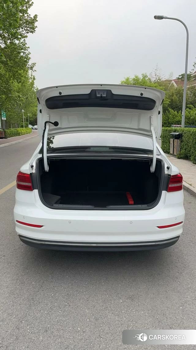 Volkswagen Lavida Pure Electric 2021 Белый из Китая, фото 6