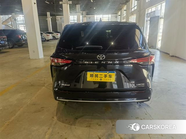Toyota Saina id 4291489 из Китая 9