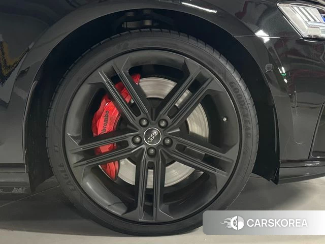 Audi S8 (D5) id 3965593 из Кореи 16