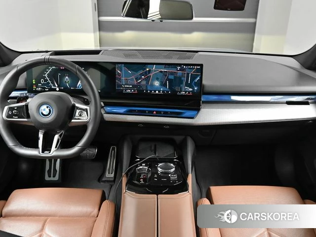 BMW 5 Series (G60) id 4554616 из Кореи 15