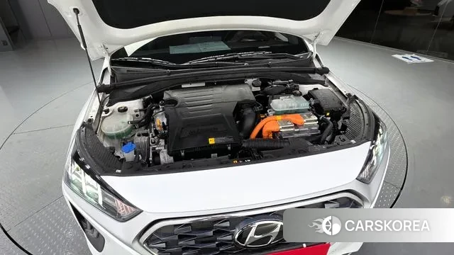 Hyundai The New Ionic Hybrid id 3728348 из Кореи 16