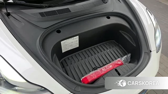 Tesla Model 3 id 3701888 из Кореи 16