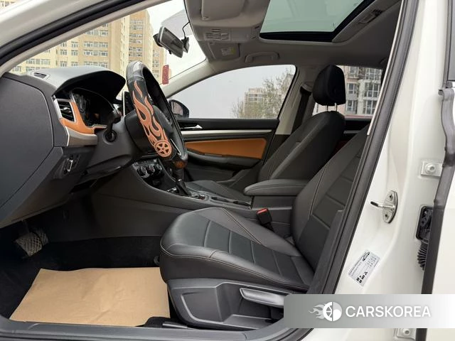 Volkswagen Bora id 4273042 из Китая 14
