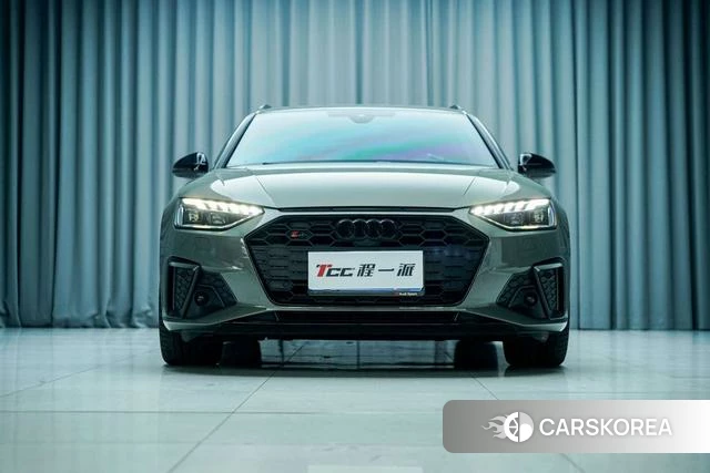 Audi S4 2024 Другой из Китая, фото 6
