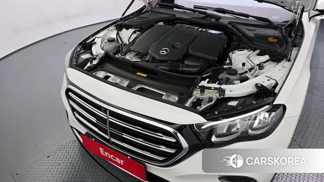 Mercedes-Benz E-Class W214 id 3256575 из Кореи 16