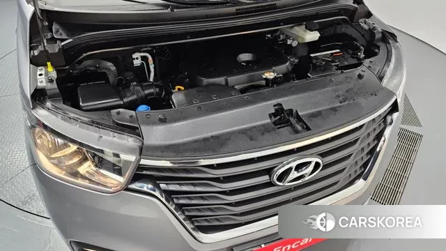 Hyundai The New Grand Starex id 3386115 из Кореи 16