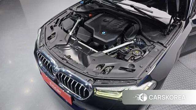 BMW 5 Series (G30) id 3597442 из Кореи 16