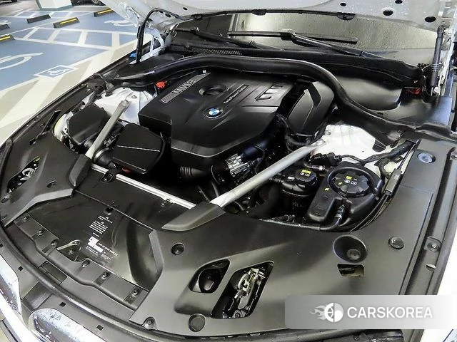 BMW 5 Series (G30) id 4385045 из Кореи 16