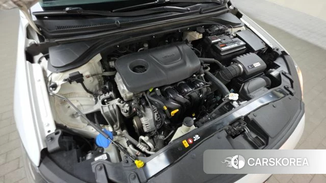 Hyundai Avante AD id 4525788 из Кореи 26