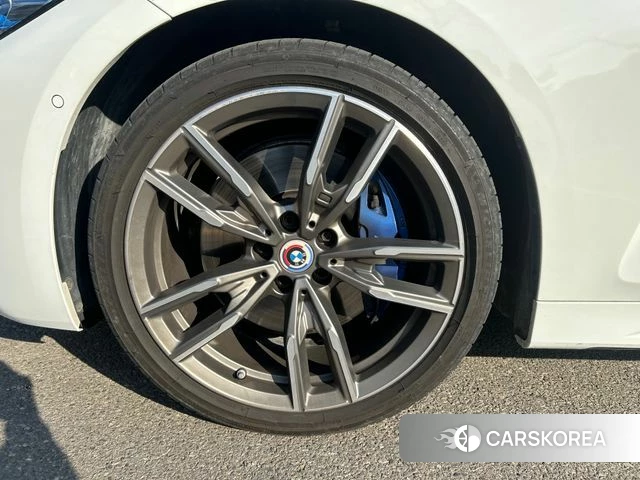 BMW 4 Series (G22) 2023 Белый из Кореи, фото 6