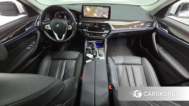 BMW 5 Series (G30) id 3649394 из Кореи 16