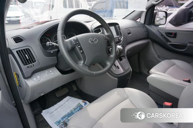 Hyundai The New Grand Starex id 4246192 из Кореи 16
