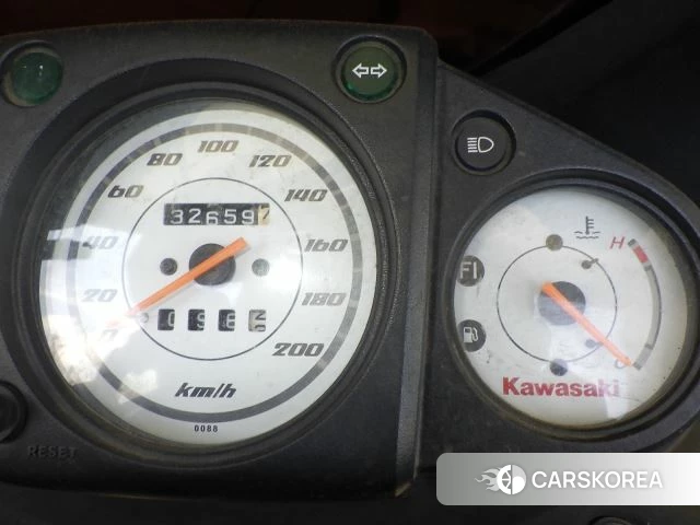 Kawasaki NINJA 250R id 3947494 из Японии 22