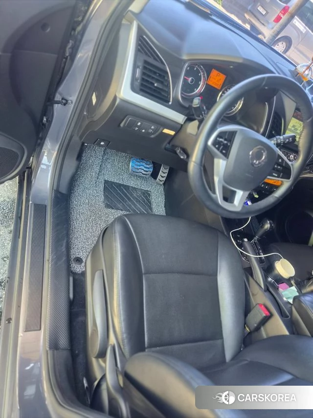 Ssangyong New Style Korando C id 4420605 из Кореи 9