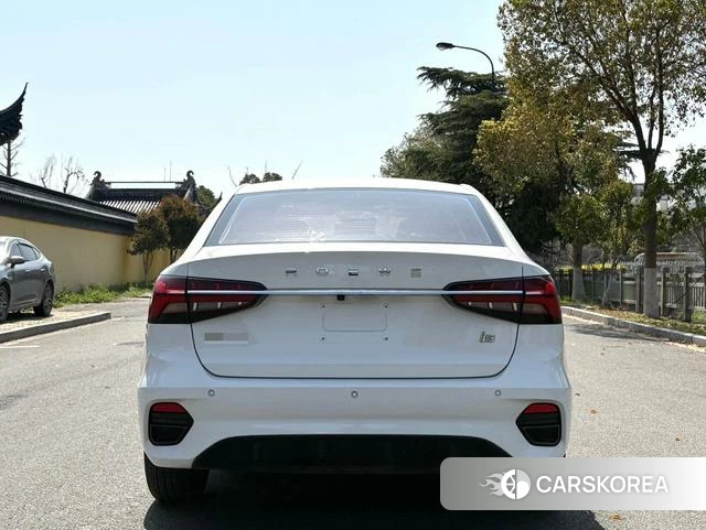 Roewe i5 2021 Белый из Китая, фото 6