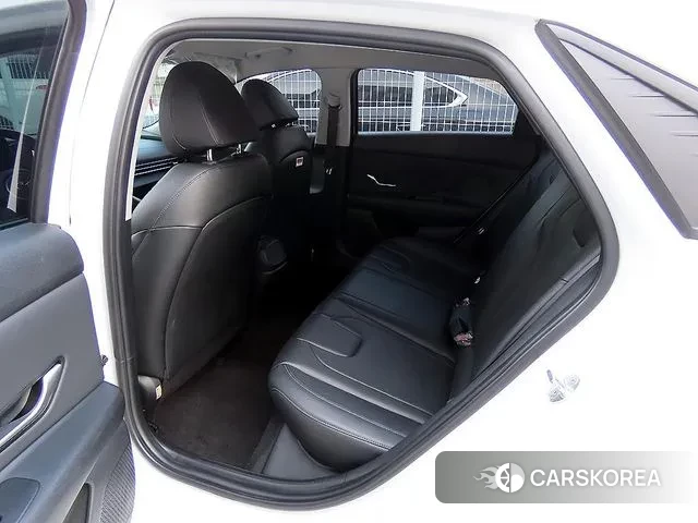 Hyundai Avante (CN7) id 3343516 из Кореи 14