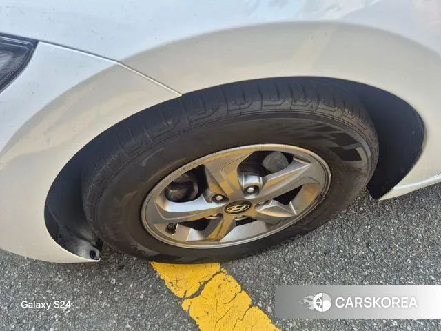 Hyundai Avante AD id 3096024 из Кореи 12