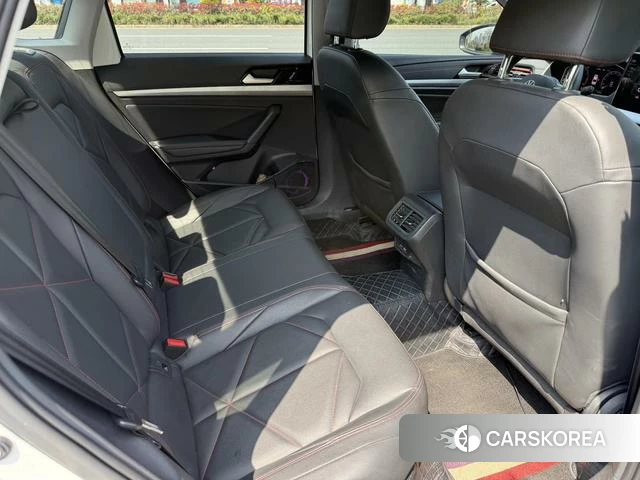 Volkswagen Lavida id 4359391 из Китая 10