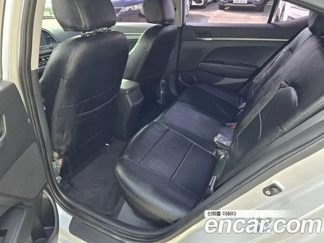 Hyundai Avante AD id 2835162 из Кореи 14